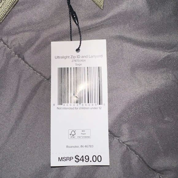 Vera Bradley Sage Ultralight Zip ID and Lanyard - Picture 3 of 3